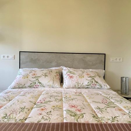 Apartamentos Turisticos Villacordido Villaframil รีบาเดโอ ภายนอก รูปภาพ